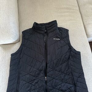 Columbia Black Quilted Outerwear